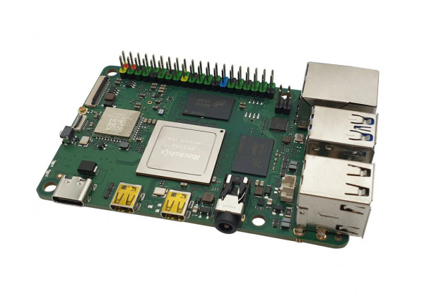 Rock 4C+ 4GB RK3399T (mit Dualband 2,4/5GHz WLAN/Bluetooth 5.0) MicroHDMI used B-Ware