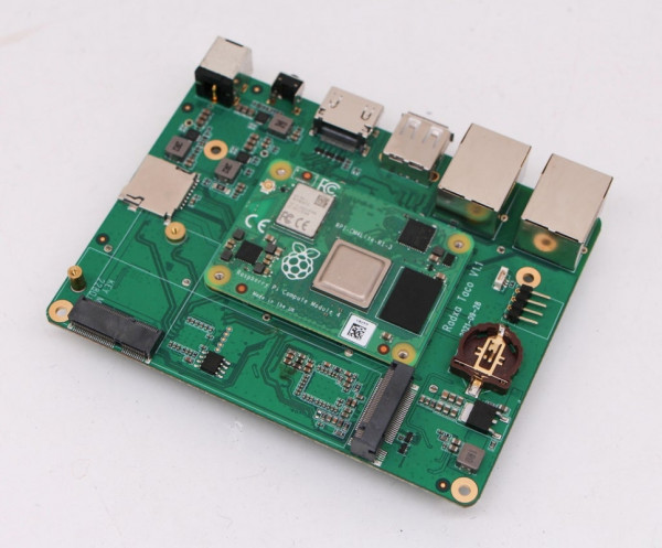 Radxa TACO NAS/Router solution für Raspberry Pi Compute Module CM4*