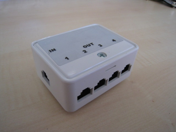 Kabel TK Telefon (Up0) - Adapter RJ45 (8P8C) > 4x RJ45 (8P4C 2 Adern belegt), cablesharing